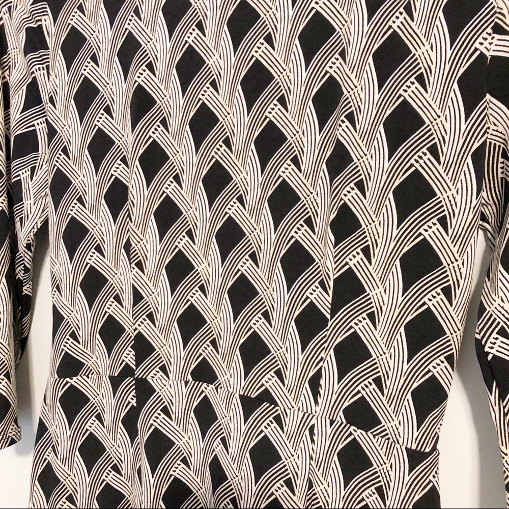 White House Black Market wrap dress | size 2 - Picture 7 of 8